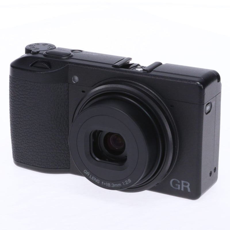 RICOH GR III