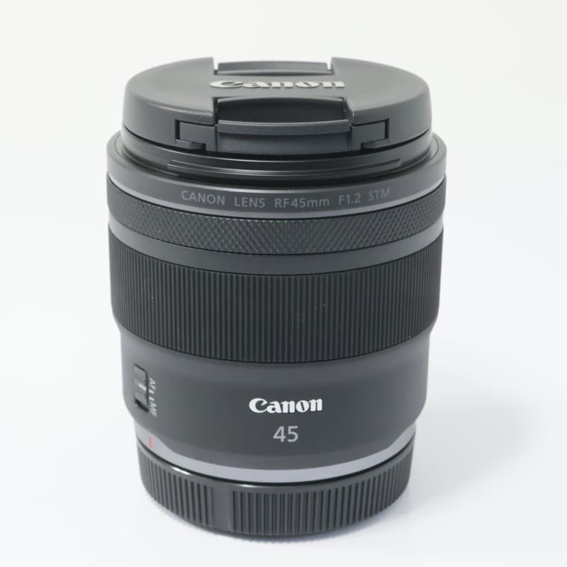 RF45mm F1.2 STM