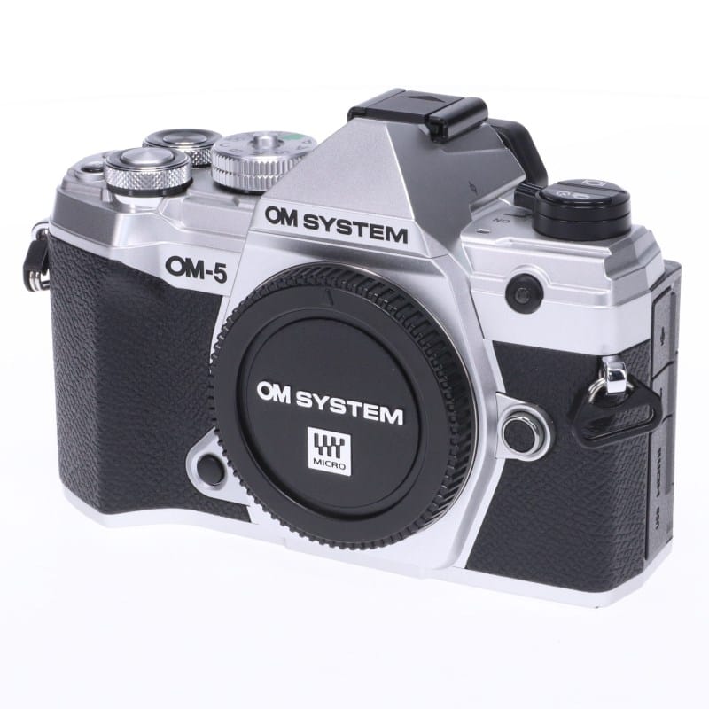 OM SYSTEM OM-5 ボディー シルバー