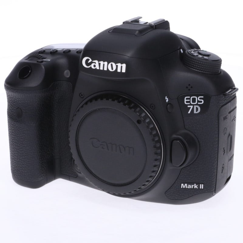Canon EOS 7D Mark II ボディー ABランク 中古｜フジヤカメラ