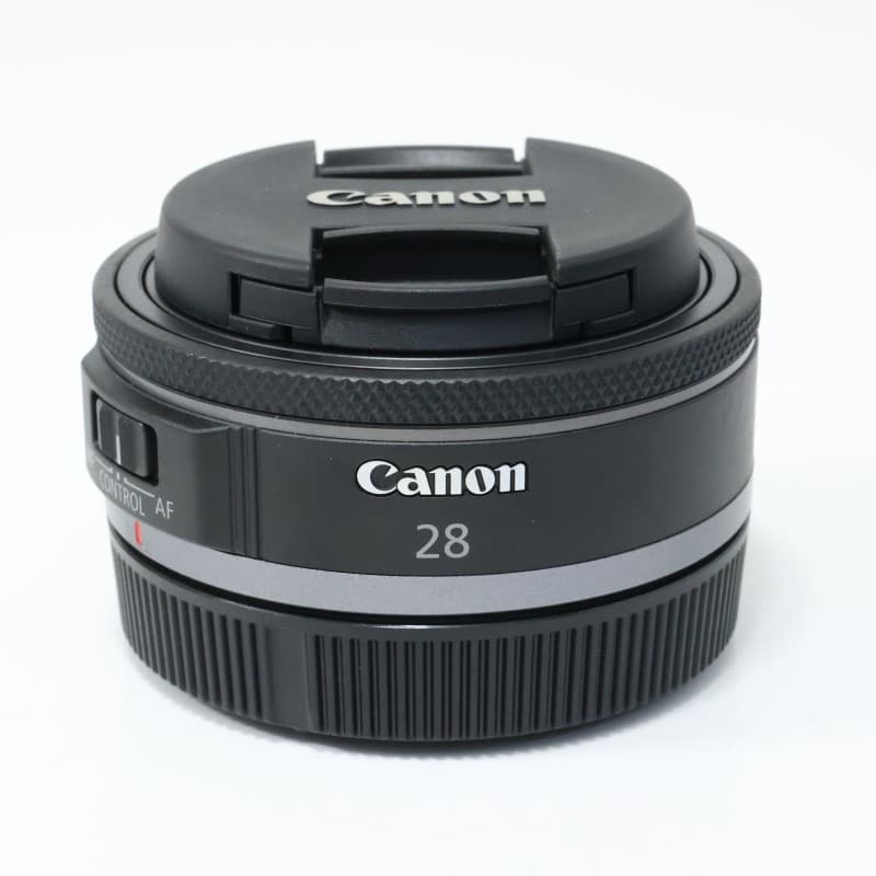 RF28mm F2.8 STM