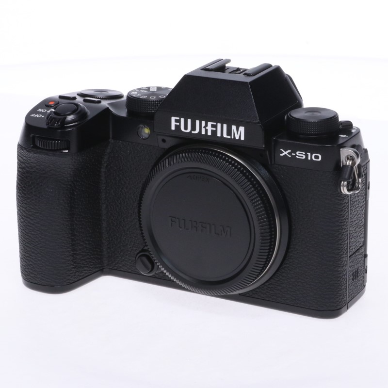 FUJIFILM X-S10