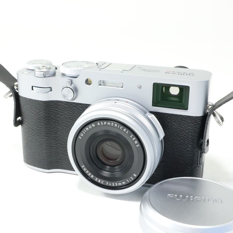 【極美品】FUJIFILM X100VI シルバー 極美品】FUJIFILM X100VI シルバー 富士フイルム FUJIFILM X100VI
