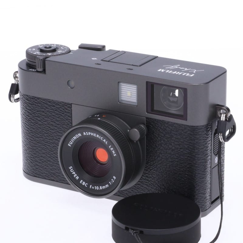 X half (FUJIFILM X-HF1) チャコールシルバー