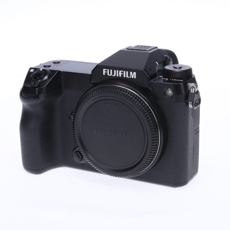 Lucas FUJIFILM GFX50S II　ショット数　1年保証付 FUJIFILM GFX50S II ショット数739枚 マップ1年保証付（レンタル
