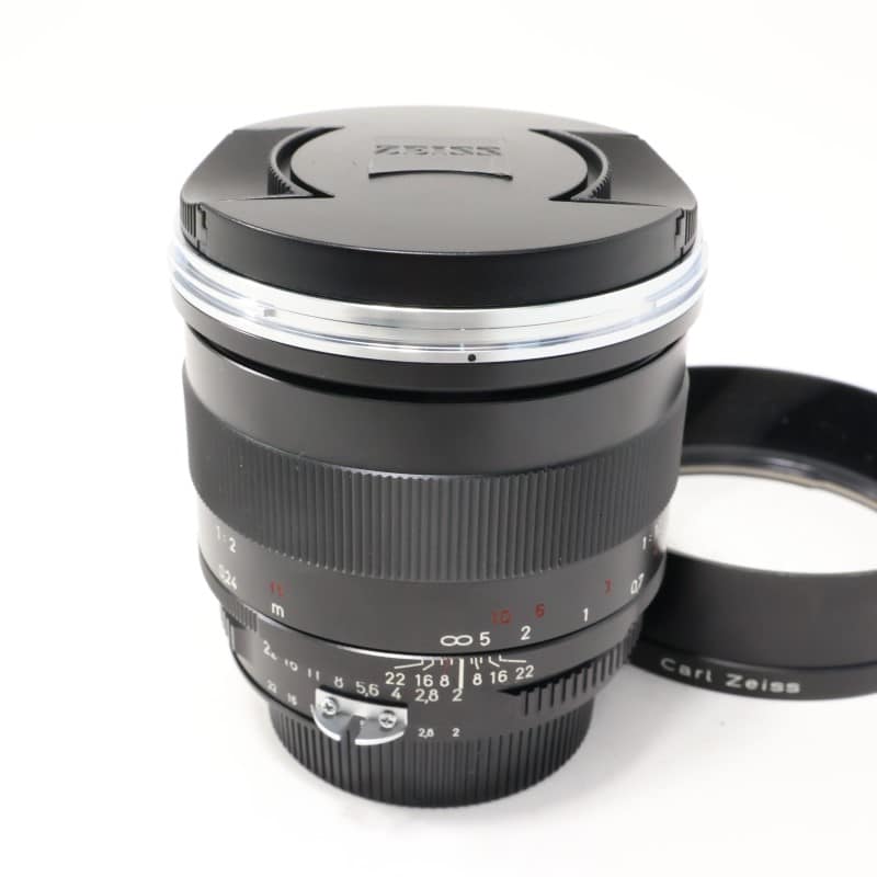 Makro Planar T* 2/50 ZF