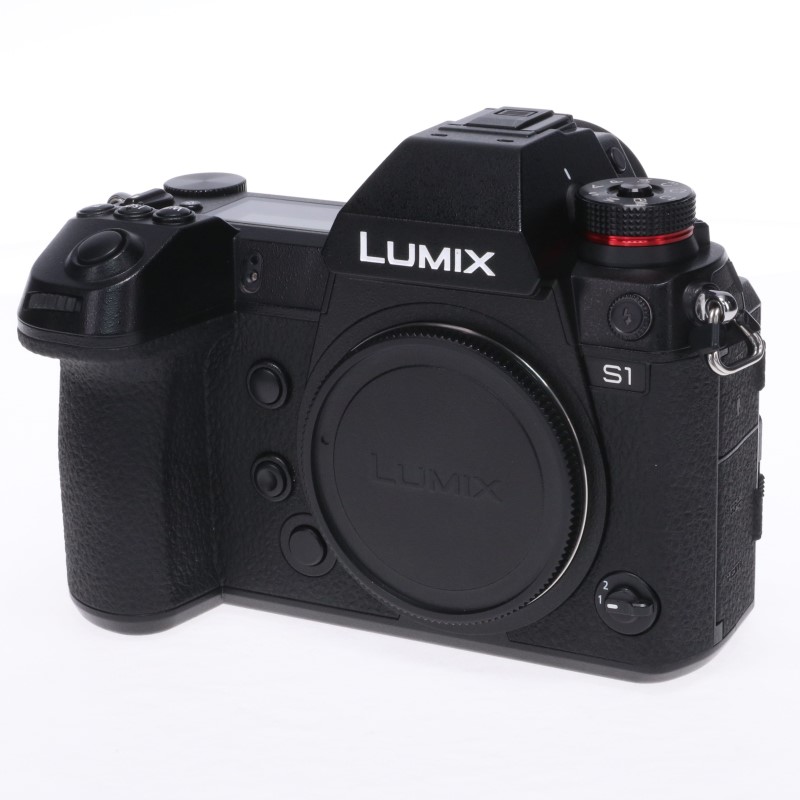 LUMIX DC-S1
