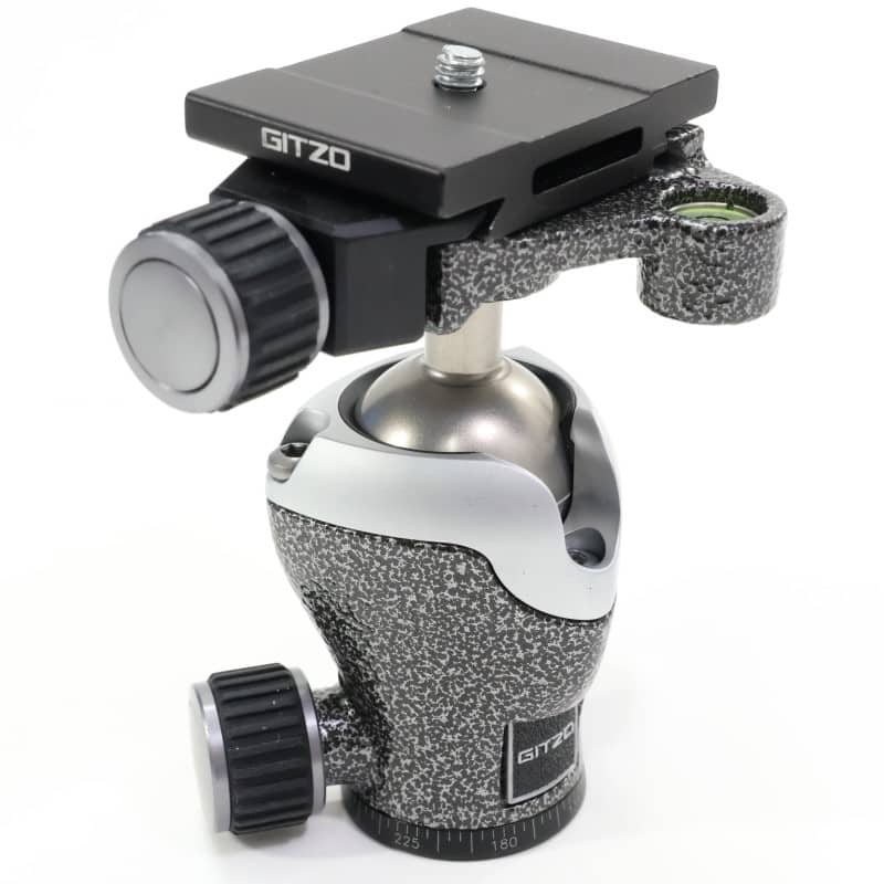 GITZO - 【中古】 GITZO G 1377 M ジッツオ 雲台 楽天市場】【中古】 (ジッツオ) GITZO 三脚三段+雲台G1370【中古