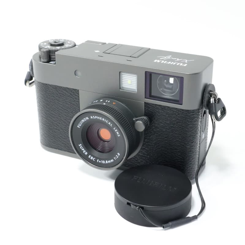 X half (FUJIFILM X-HF1) チャコールシルバー