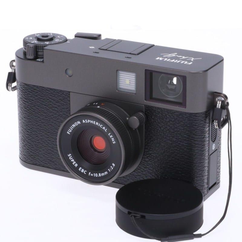 X half (FUJIFILM X-HF1) チャコールシルバー