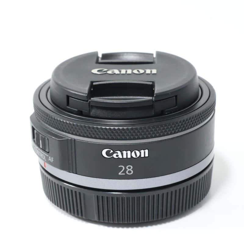 RF28mm F2.8 STM