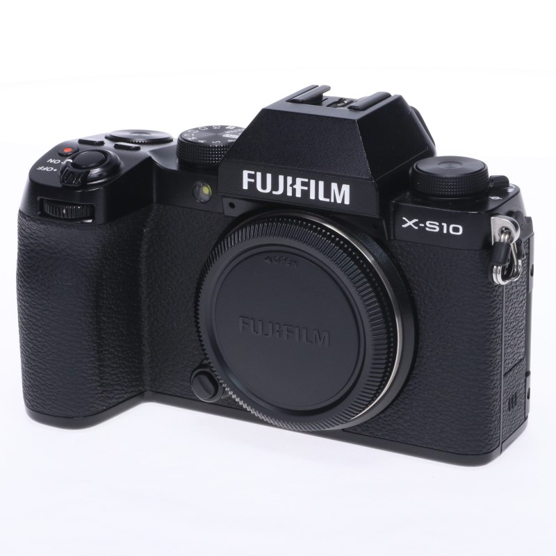 FUJIFILM X-S10