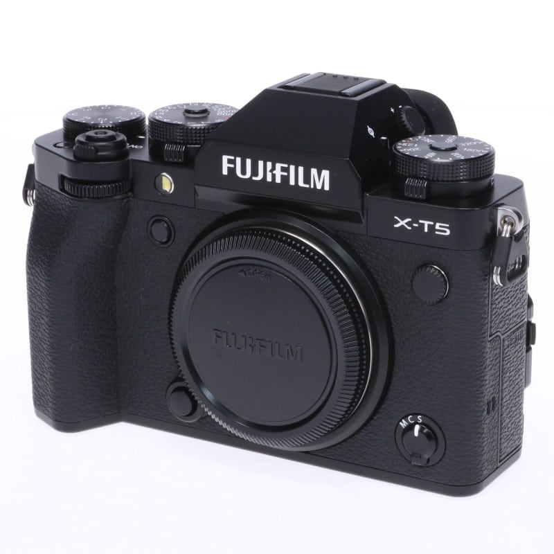 【未使用品】FUJIFILM X-T5 ボディ ブラック 富士フイルム FUJIFILM X-T5 ボディ ブラック 日本語・英語版 Aランク