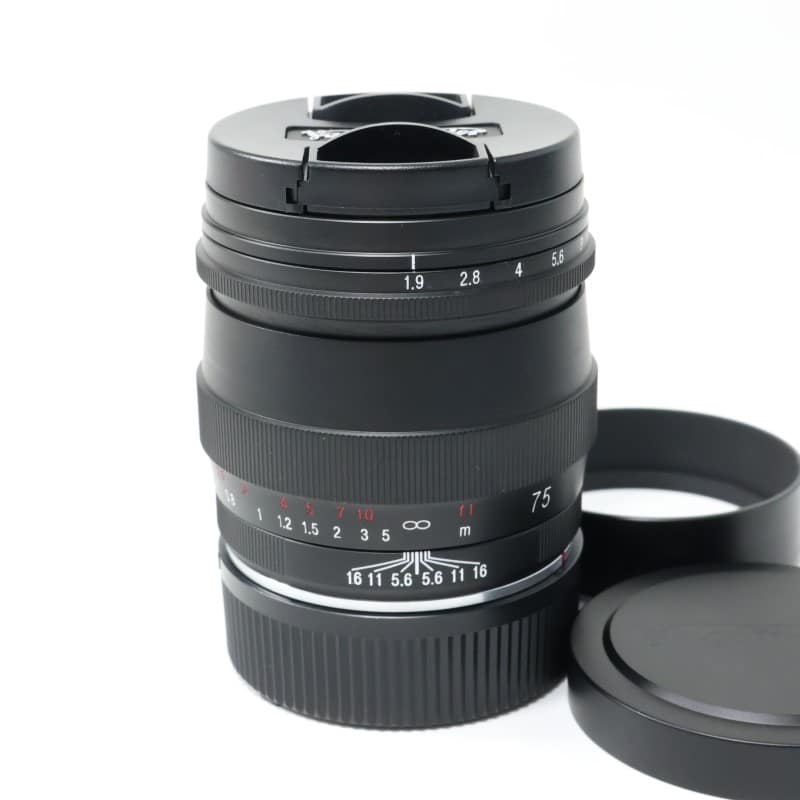 ULTRON 75mm F1.9 MC VM