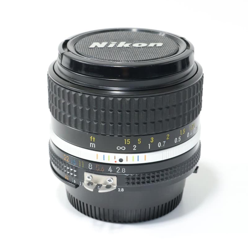 AI Nikkor 28mm f/2.8S