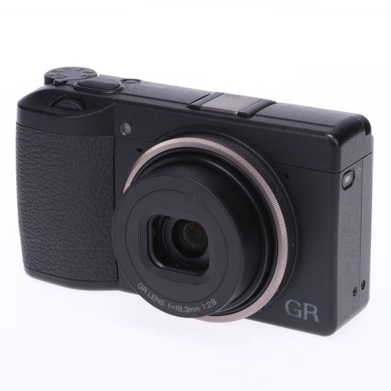 RICOH GR III