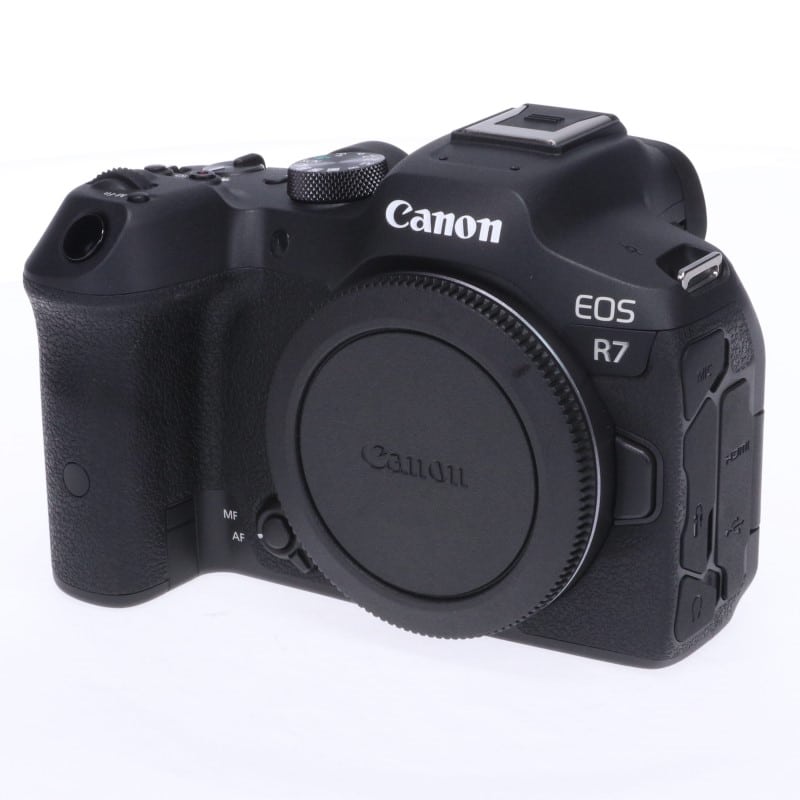 EOS R7 ボディー