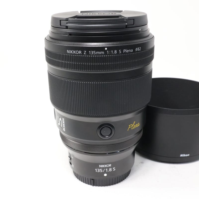 NIKKOR Z 135mm f/1.8 S Plena