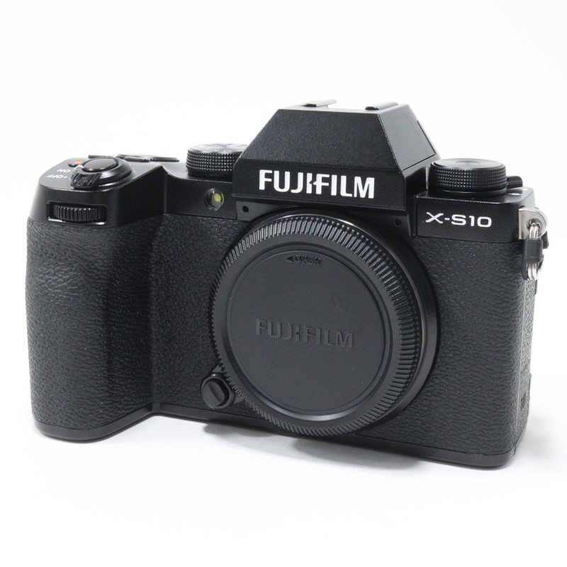 FUJIFILM X-S10
