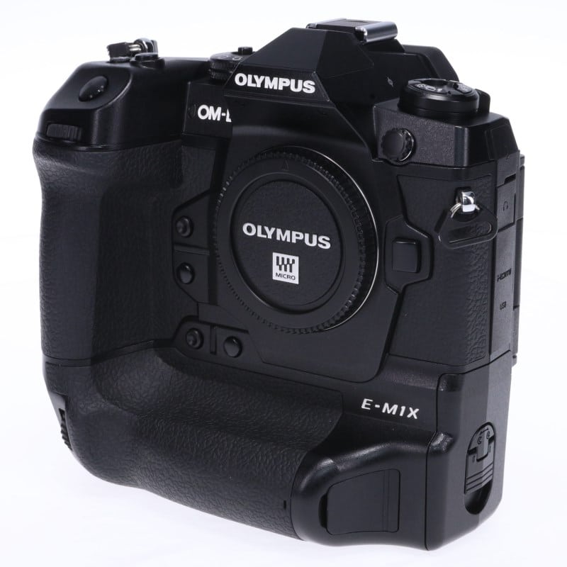 OM-D E-M1X ボディー