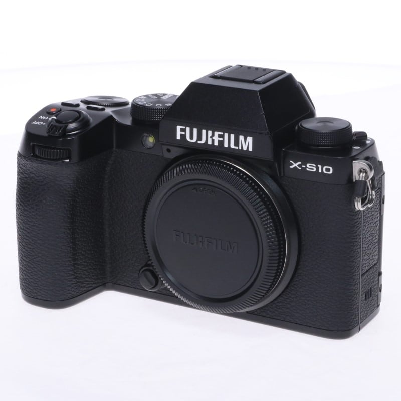 FUJIFILM X-S10