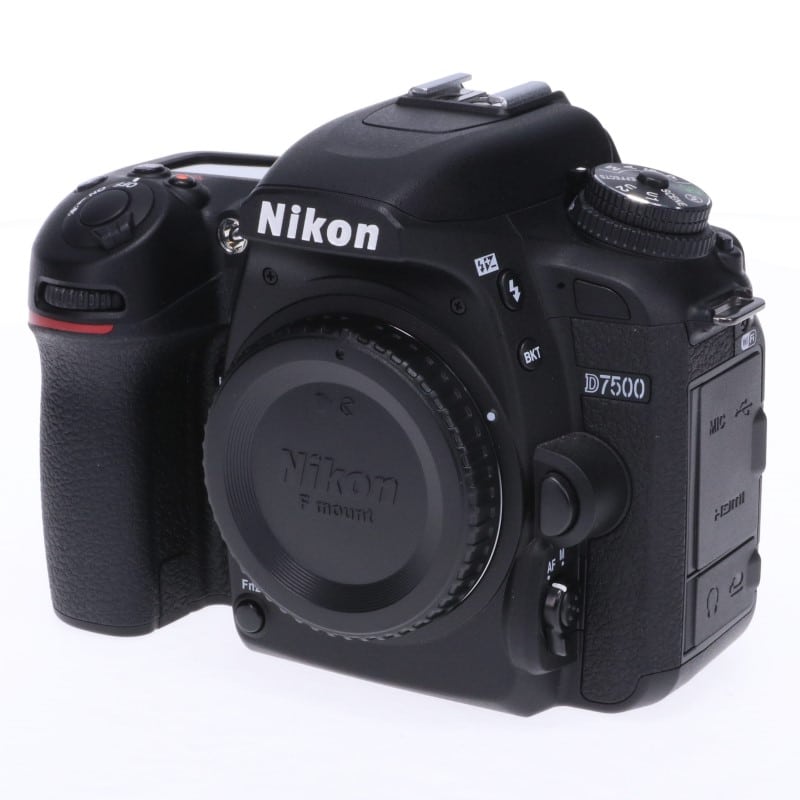 D7500 ボディ
