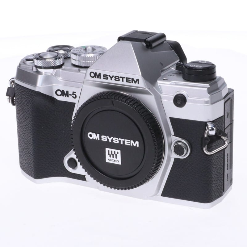 OM SYSTEM OM-5 ボディー シルバー