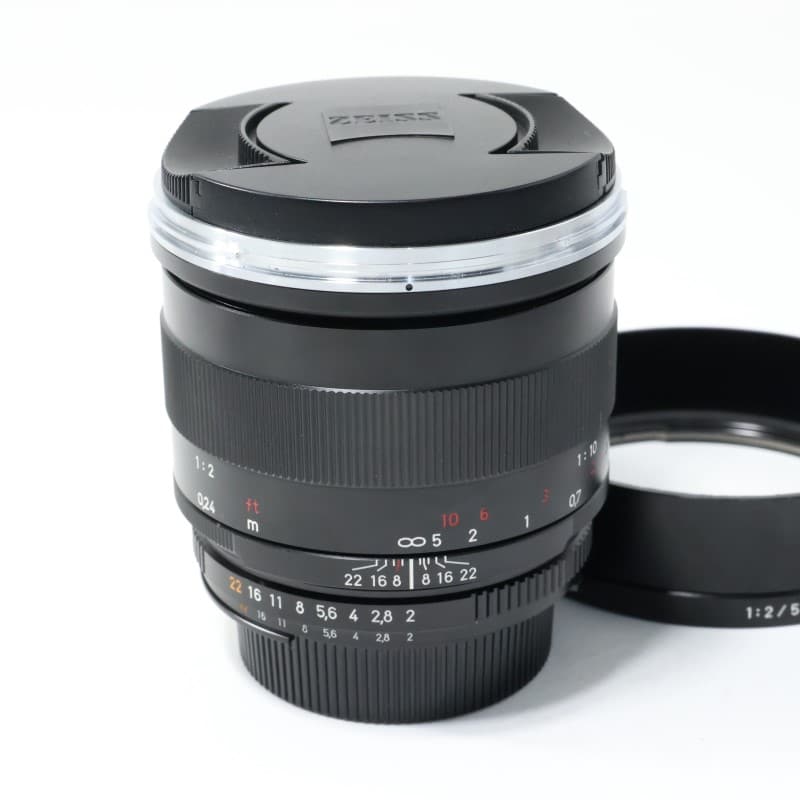 Makro Planar T* 2/50 ZF.2