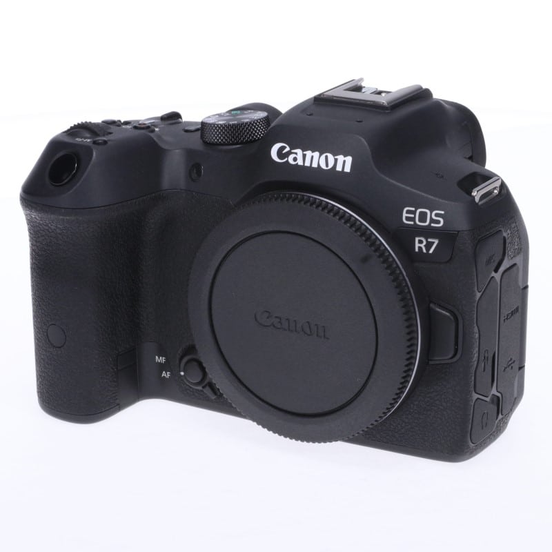 EOS R7 ボディー