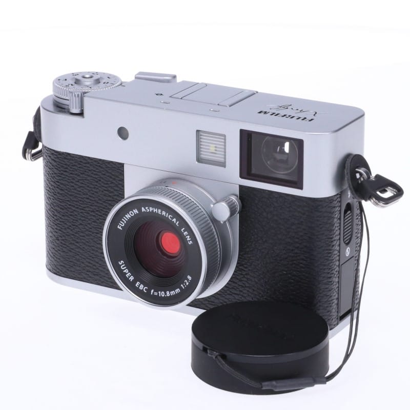 X half (FUJIFILM X-HF1) シルバー