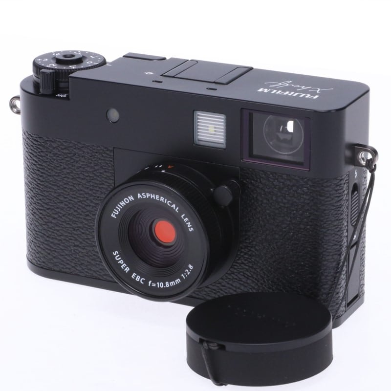 X half (FUJIFILM X-HF1) ブラック