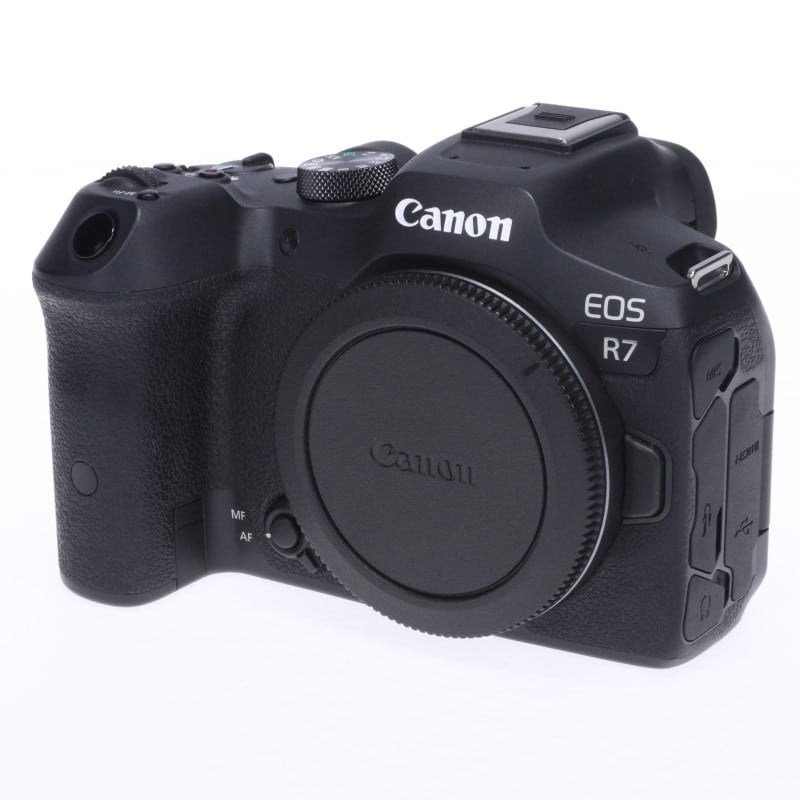 EOS R7 ボディー