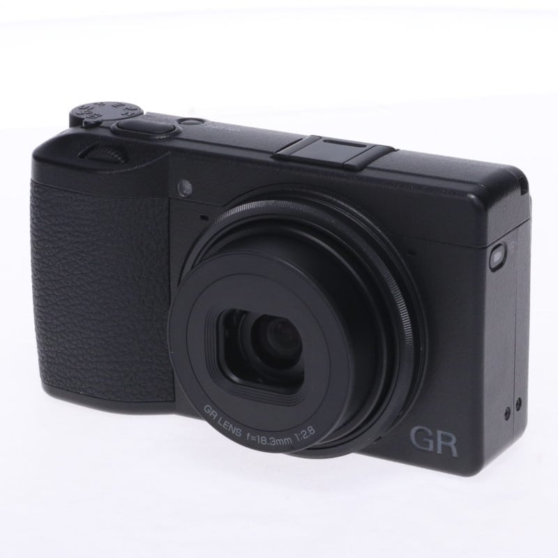 RICOH GR III