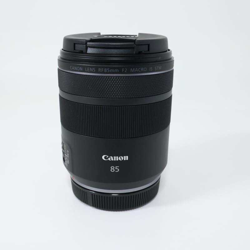 RF85mm F2 MACRO IS STM