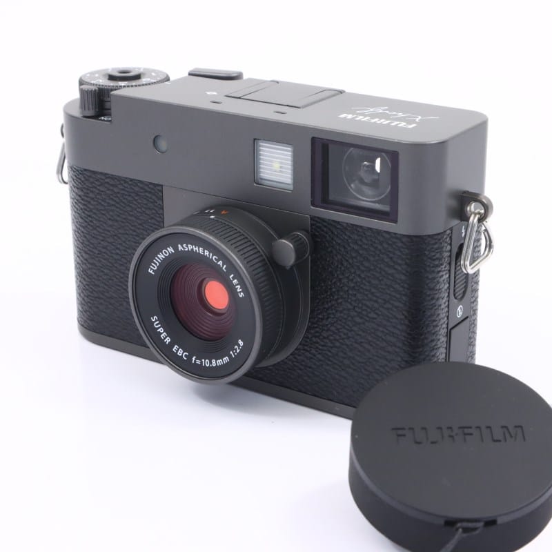 X half (FUJIFILM X-HF1) チャコールシルバー