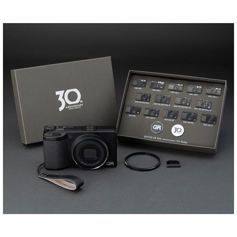 RICOH GR IV 30th Anniversary Edition Kit 新品｜フジヤカメラ