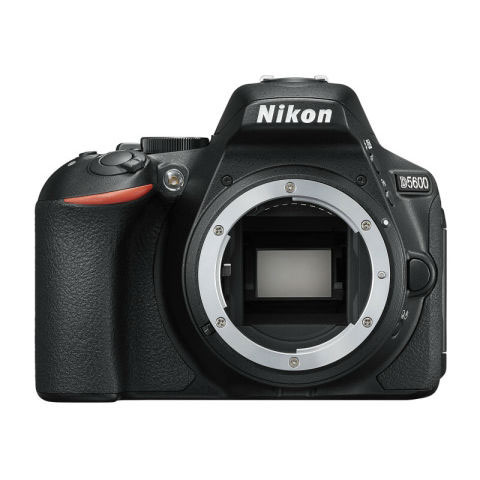 D5600 ボディ