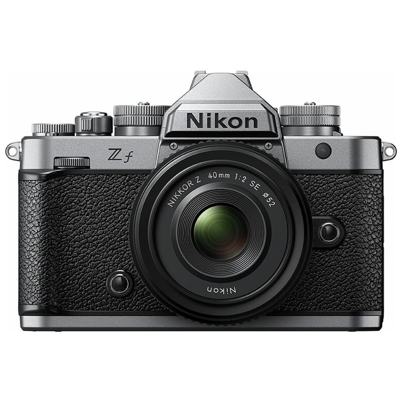 Zf 40mm f/2(SE)レンズキット（シルバー）（2025年9月26日発売予定）