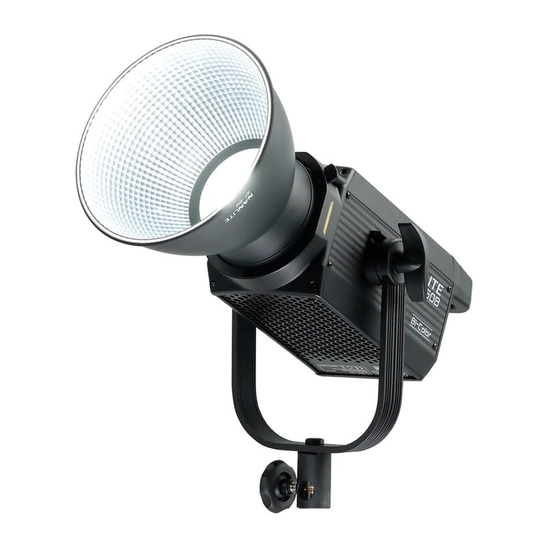 FS-150B バイカラー LED スポットライト