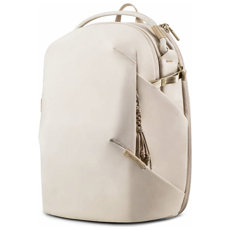 OneGo Lite バックパック 16L (クリーム) P-CB-354