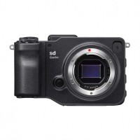 sd Quattro ボディ