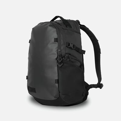 ストラタス フォト 18L ブラック STP18-BK-1