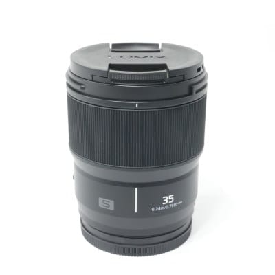 LUMIX S 35mm F1.8 S-S35