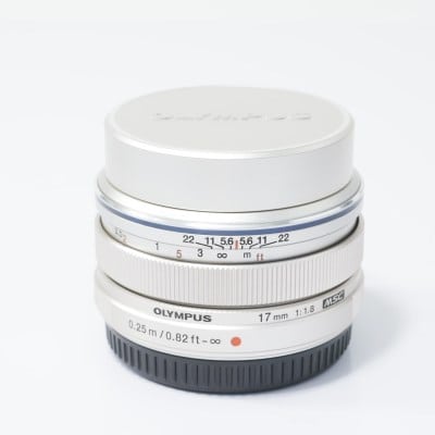 M.ZUIKO DIGITAL 17mm F1.8 シルバー