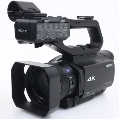 HXR-NX80