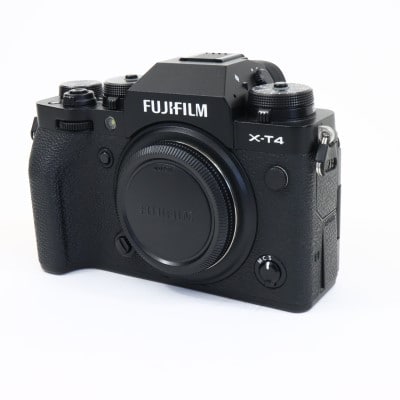 使用回数極少美品　FUJIFILM　 X-T4 ブラック　保証書付〔10ヶ月残り 使用回数極少美品 FUJIFILM X-T4 ブラック 保証書付〔10ヶ月残り