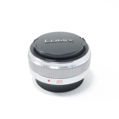 LUMIX G 20mm F1.7 Ⅱ シルバー　H-H020A-S 価格.com - 『E-M10シルバーに装着』パナソニック LUMIX G 20mm