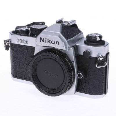 New FM2 シルバー