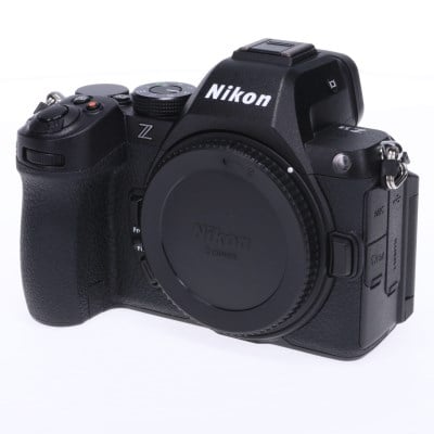 Z5II ボディ