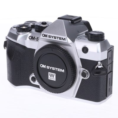 OM SYSTEM OM-5 Mark II ボディー シルバー